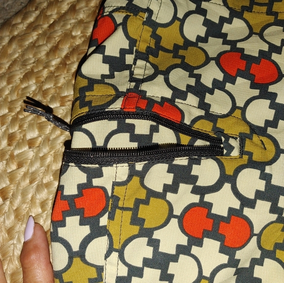 Patagonia Wavefarer Board Shorts Geomtric Sz.33 - Picture 3 of 6